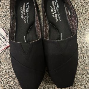 Skechers Bobs Black flats NWT size 8